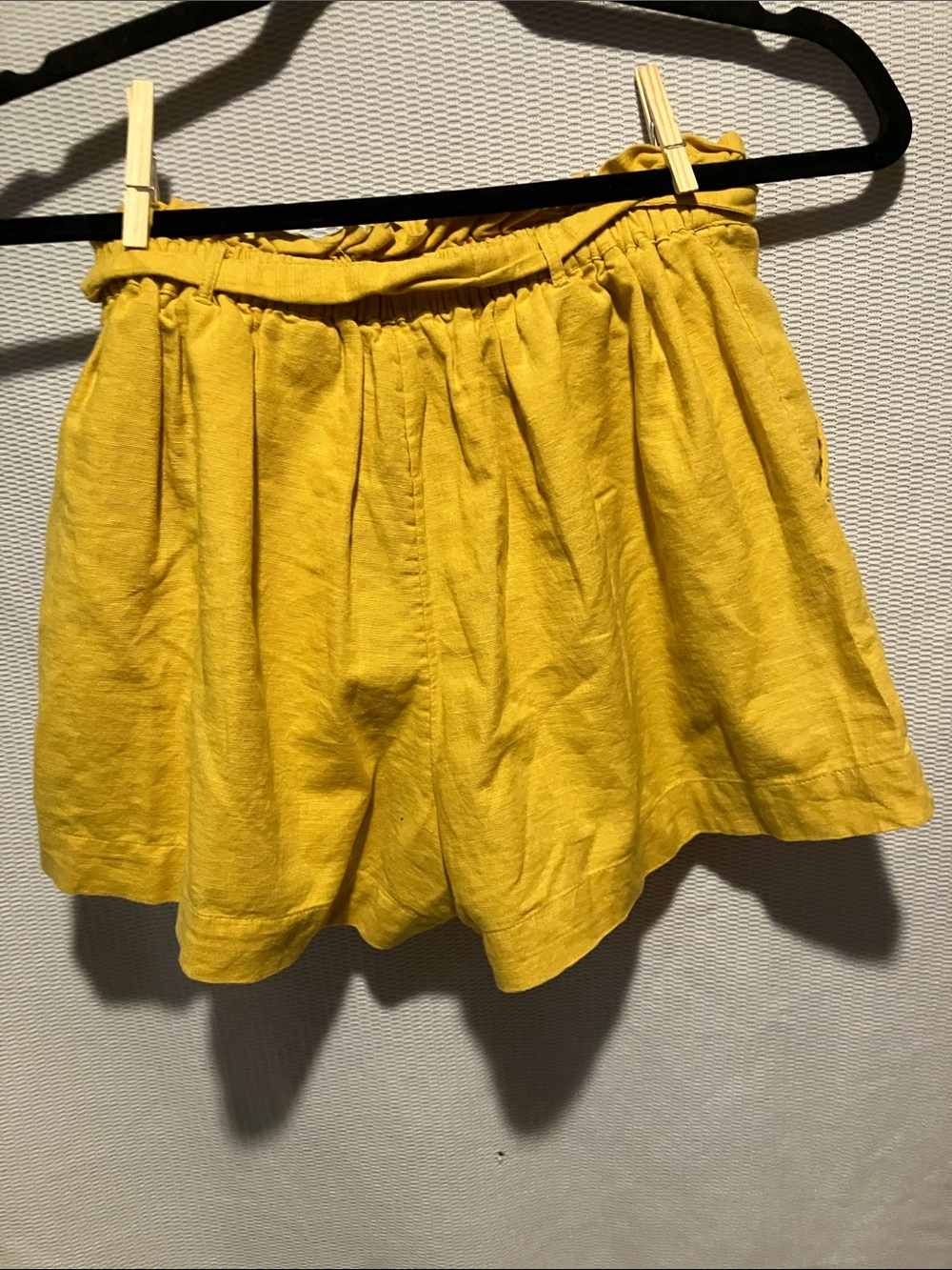 American Eagle Outfitters Yellow Paperbag Waist Tie-Front Shorts - Picture 7 of 13